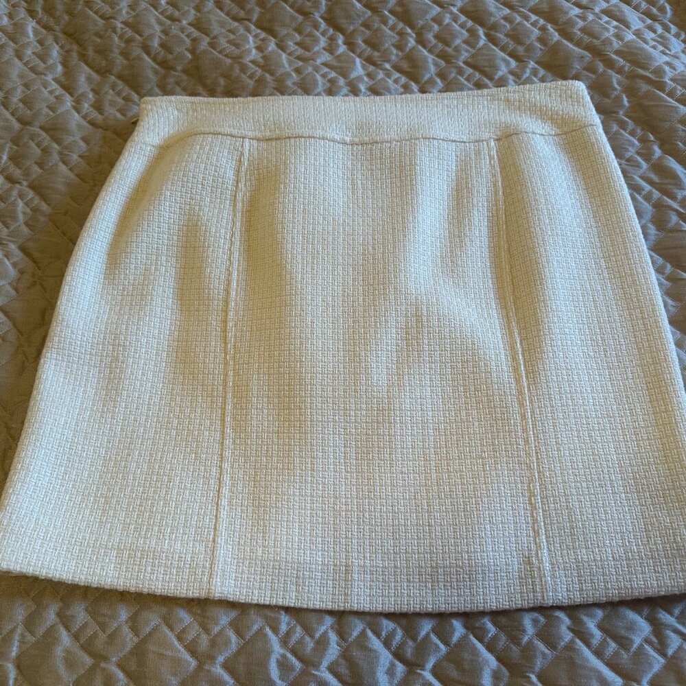 Banana Republic Vintage Cream Tweed Mini Skirt - Picture 2 of 8